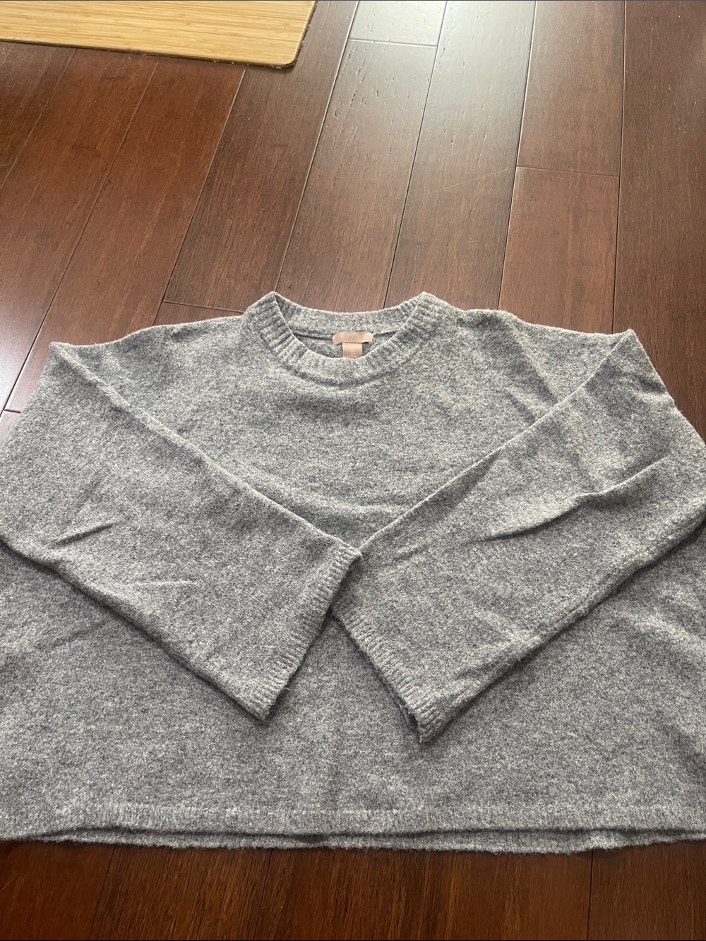 H&M Women's Crewneck Sweater in Heather Gray